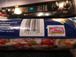 · pillsbury pizza crust · blend of mozzarella and provolone cheese · pepperoni · salami · pizza sauce. Family Pizza Night Tips With Pillsbury Pizza Crust Pbpizzanight Daddy Mojo