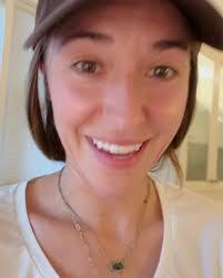 Sharon Fishel's Instagram, Twitter & Facebook