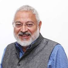 Robert Esteves's Instagram, Twitter & Facebook