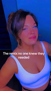 Tia Sims's Instagram, Twitter & Facebook