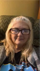 Young senior seeking experienced hairdresser recommendations