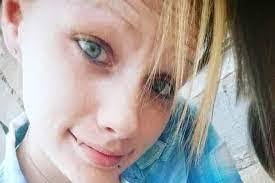 Lora Stratton's Instagram, Twitter & Facebook