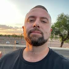 Derek Jacob's Instagram, Twitter & Facebook