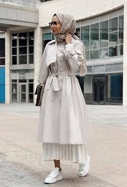 Tum Olasiklariyla Bahar Trenckotlarini Giyme Kilavuzu Trenckot Islami Moda Casual Winter Outfits
