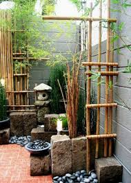 25 Amazing Minimalist Indoor Zen Garden Design Ideas Decorathing In 2020 Indoor Zen Garden Small Japanese Garden Zen Garden Design