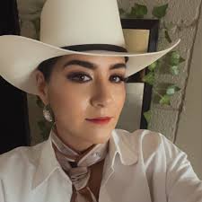 Reinventa la manera de recordar tus mas queridos momentos❤ Deja atrás los  álbumes tradicionales y lleva tus mejores momentos a donde vayas.🤩