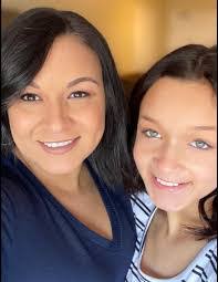 Jenni Coleman's Instagram, Twitter & Facebook