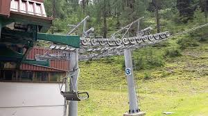 Welcome To The First Class Mehr Doppelmayr Bilder Unter Http Ift Tt 2gkwfvl Y Revision An Der 4cld Sennjoch Bahn In Der Seilbahn Fahren Seilbahn Tirol