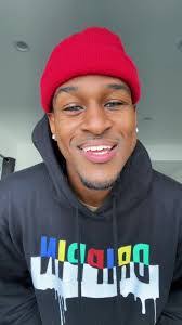 Aubrey Fisher's Instagram, Twitter & Facebook