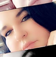 Would you Drive this 1975 Chevrolet K20 Silverado? 🙋🏼‍♂️🔥🙌🏼 Owner:  @dylanwoodman_ —————————————————— FOLLOW @Ultimate_Squarebody for more  content like this!