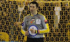 In 2009 werd szmal uitgeroepen tot ihf wereldspeler van het jaar , terwijl. Slawomir Szmal Po Tym Sezonie Jednak Nie Skonczy Kariery Chcialby Grac W Cieplych Krajach Sportowy24