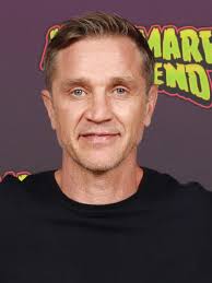 Devon Sawa