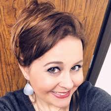 Tantalizing Limelight Makeup