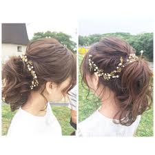 高めの位置のポニーテールの髪型 ブライダルヘアまとめ marry マリー