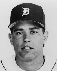 Timothy Winningham's Instagram, Twitter & Facebook