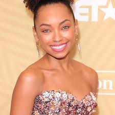 Use good hair products to minimize frizz, boost volume, and tame unruly curls. 30 Short Natural Hairstyles To Try