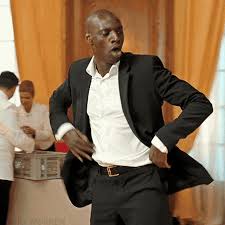 #intouchables #omar sy #françois cluzet #my gif5 #making gifs from french films is awkward because i rely on subtitles #what if they're translated wrong #ugh. Omar Sy Dancing Gif Omarsy Dancing Happy Discover Share Gifs