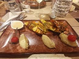 Excellent Fish Chips Et Tres Bon Tartare De Saumon Picture Of Le Jardin D Angelina Concarneau Tripadvisor