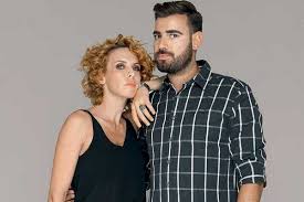Πρεμιέρα για την καθημερινή σειρά του αντ1 μπρούσκο η οποία ως γνωστόν, πραγματοποίησε μεγάλο μέρος των γυρισμάτων το καλοκαίρι στα χανιά. Nikos Polyderopoylos Ti Leei Gia To Telos Toy Mproysko Kai Ti Ton Sygkinei Se Sxesh Me Thn Ebelina Papoylia Zinapost Gr