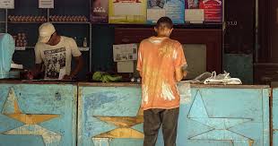 Solo tres libras de arroz y de azúcar en bodegas cubanas: "El hambre nos  acecha"