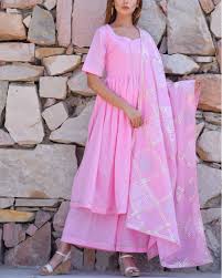 Latest baby pink colour combination punjabi suit design for girl's & women's beautiful baby pink colour anarkali suits. Baby Pink Kurta Set With Pink Dupatta By Chokhi Bandhani The Secret Label