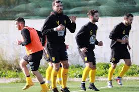 Αν γίνει αυτό, ο τζέημς θα βουτήξει με το μαγιό της άννας μαρίας βέλλη Sto Survivor O Mpartzhs Stisentra No1 Site Gia To Korin8iako Podosfairo Kai Oxi Mono
