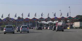 File Toll Gate On The Ap 7 Highway Near Martorell Barcelona Spain Jpg Wikimedia Commons