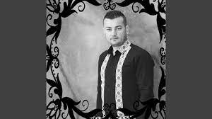 Un costum si o palarie. Un Costum Si O Palarie Daniel Strechie Shazam