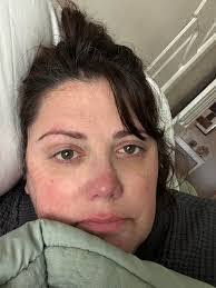 Doreen Gore's Instagram, Twitter & Facebook