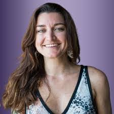 Komal Jaswal's Instagram, Twitter & Facebook