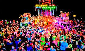 Full Moon Party In Nye Full Moon Party Full Moon Party Thailand Moon Party Ideas