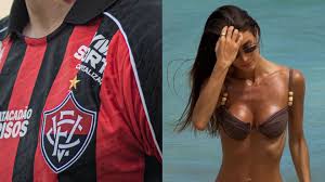 Cobiçado no Vitória, atacante assume relacionamento com modelo famosa: “Estamos namorando”