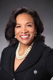 Phyllis Gillespie's Instagram, Twitter & Facebook