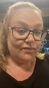 Lisa Leyden's Instagram, Twitter & Facebook