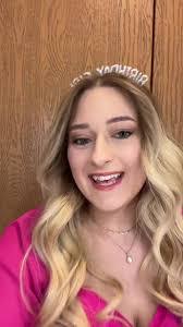 Alicia Proctor's Instagram, Twitter & Facebook