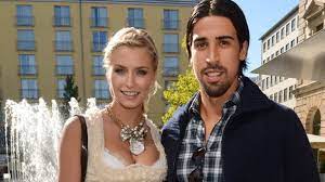 Der emotionale abschied von sami khedira. Khediras Susse Lena Als Wunderschoner Wiesn Hingucker