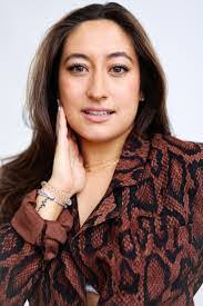 Kendra Baum's Instagram, Twitter & Facebook