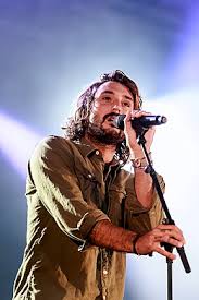 Très discrets dans les médias, louane et florian rossi se sont donc retrouvés le temps d'un duo autour du titre quelques mots d'amour, une. Jeremy Frerot Wikipedia