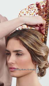 Luce la mantilla, ¡pero no de cualquier manera! Lina 1960 nos da las claves  para llevar esta bella prenda tradicional con respeto a la tradición. Mira  en stories más tips para vestirla como es debido. ...