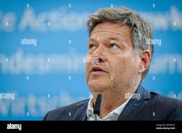 Robert grant hi-res stock photography and images