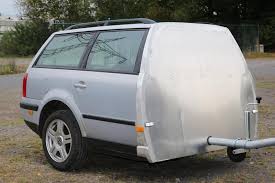 Vw Heck Als Anhanger Werbeanhanger Halbes Auto Werbetrager Half Car Trailer Inside Car Car Trailer Trailer
