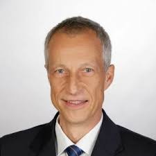 Frank Lipp's Instagram, Twitter & Facebook