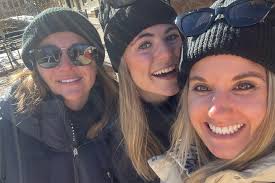 Coming home with a full heart because I'm back racing again 🥹🫶 Tested my  knee, and it's holding up great ✓ First World Cup points since last January  ✓ Hungry for more ☺️