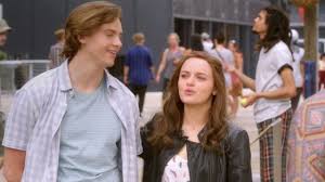 Jun 09, 2021 · the kissing booth 1 and 2 recap. The Necklace Worn By Her Evans Joey King In The Kissing Booth 2 Spotern