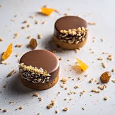 887 Mentions J Aime 22 Commentaires Yann Couvreur Yanncouvreur Sur Instagram Tartelette Marron Mandarin Fancy Desserts Mini Desserts Small Desserts