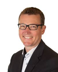 Marianne Wright Promotion to Senior Associate