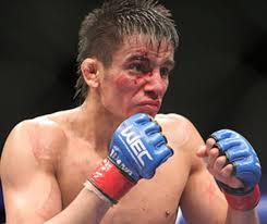 Torres outlasts Mizugaki in five rounds to keep WEC title