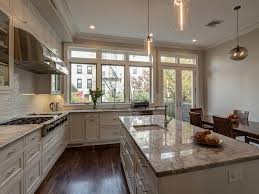 white traditional kitchen with granite