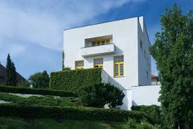 There is, however, widespread agreement on acknowledging his fundamental contribution to the development of architectural compositional theory. The Villa Muller Adolf Loos