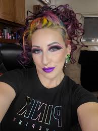 Glitz & Glam with Cynthia